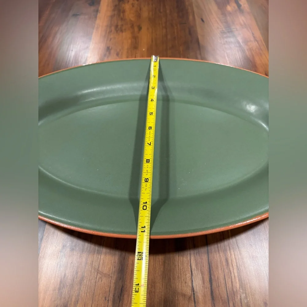 Casa Verde Terra Cotta WSP 18” Oval Serving Platter  - Green Terracotta